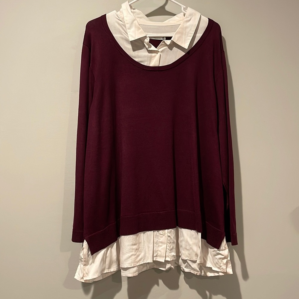89th and Madison maroon and white plus size blouse